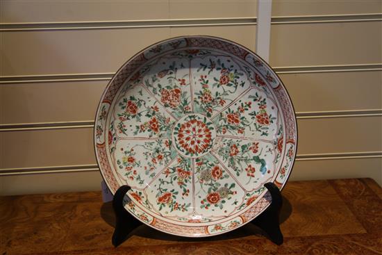 A Chinese famille verte dish, Kangxi period, 35cm, slight wear